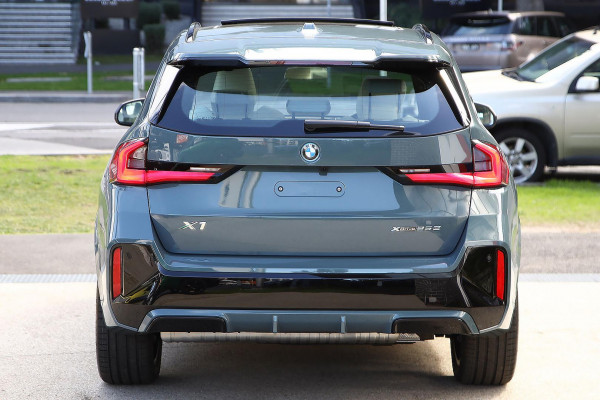 2026 BMW X1 U11 xDrive25e M Sport SUV image 8