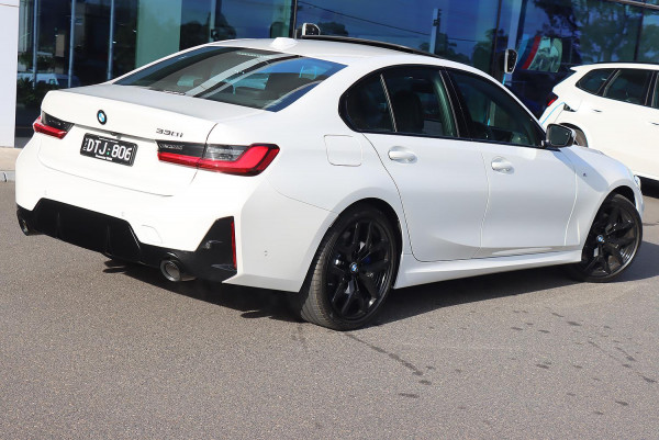 2025 BMW 3 Series G20 LCI II 330i M Sport Sedan image 3