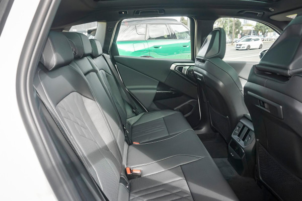 2025 BMW X3 G45 20 xDrive SUV image 7