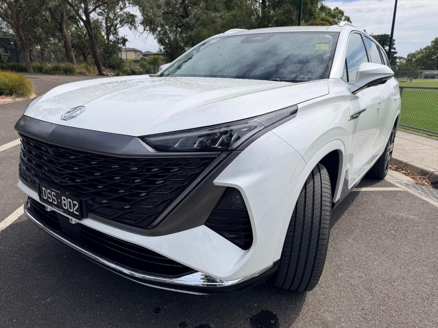2025 MG QS IS31 Essence SUV Image 2