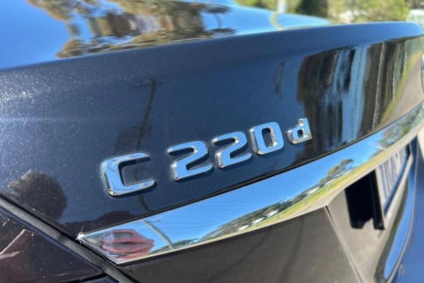 2017 Mercedes-Benz C-Class W205 C220 CDI Sports Sedan Image 13