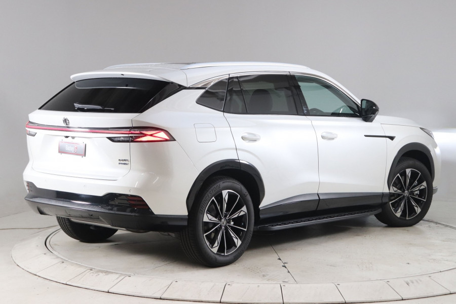 2026 MG HS Super Hybrid Essence SUV Image 2