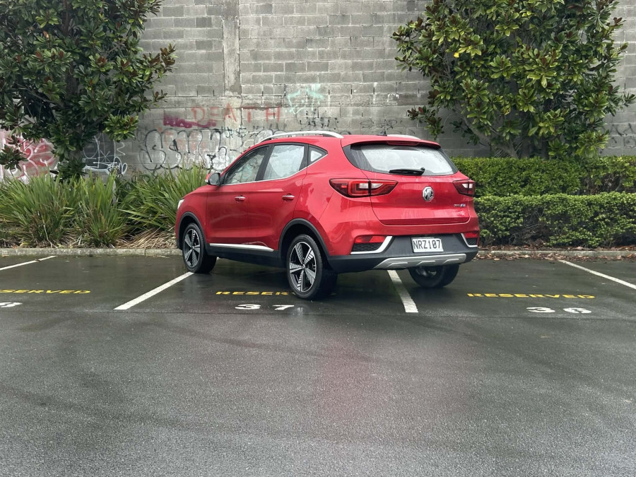 2021 MG ZS EV AZS1 Essence SUV Image 5