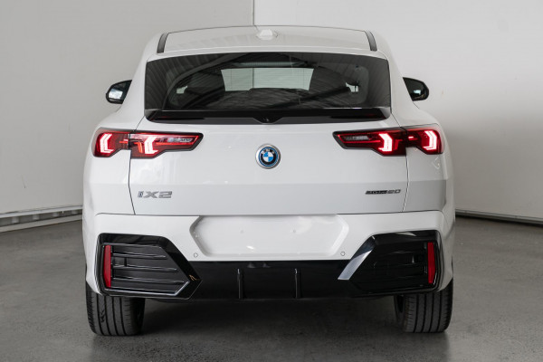 2024 BMW iX2 U10 eDrive20 M Sport SUV image 5