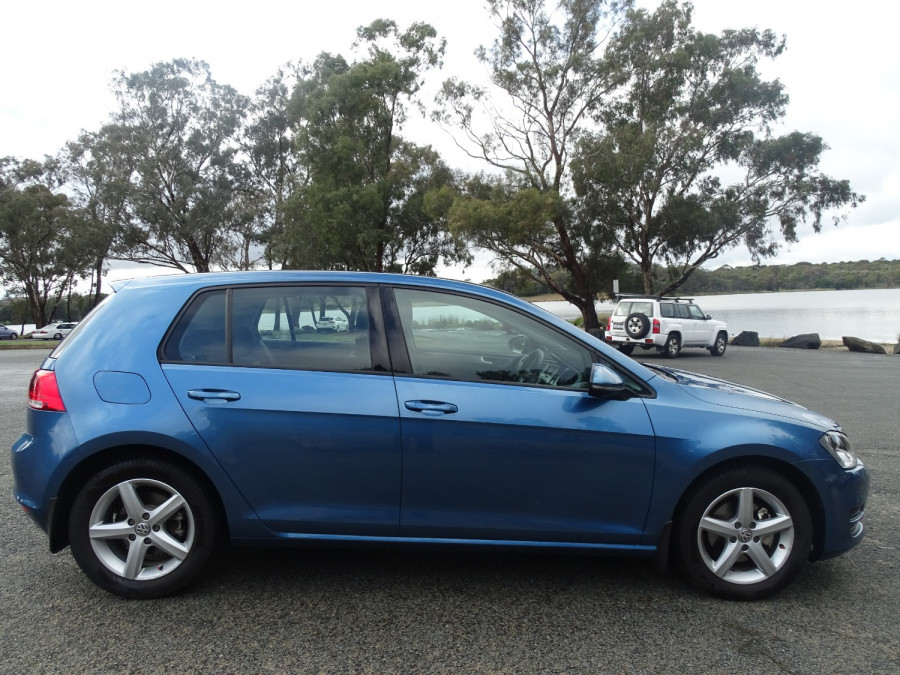 2015 Volkswagen Golf 7 90TSI Comfortline Hatch Image 2