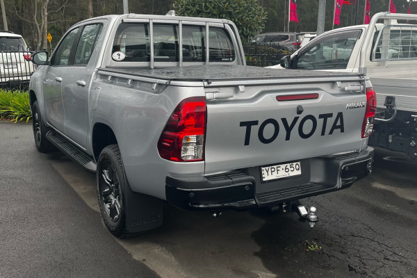 2025 Toyota HiLux GUN126R SR 4x4 Ute Image 4