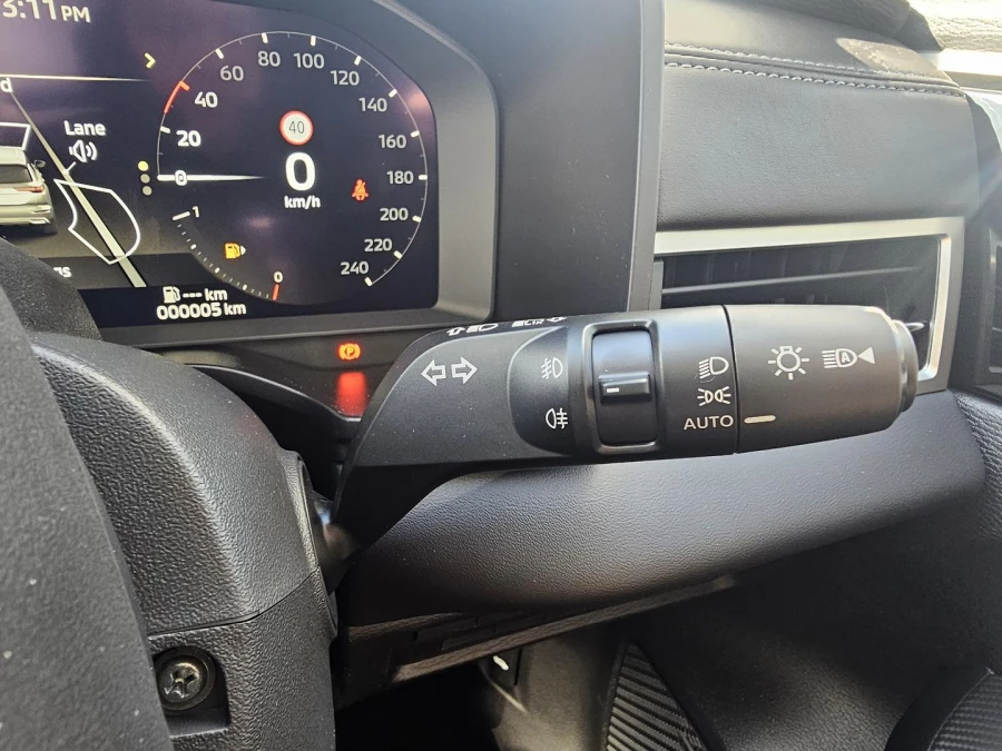 2026 Mitsubishi Outlander ZM LS SUV Image 26