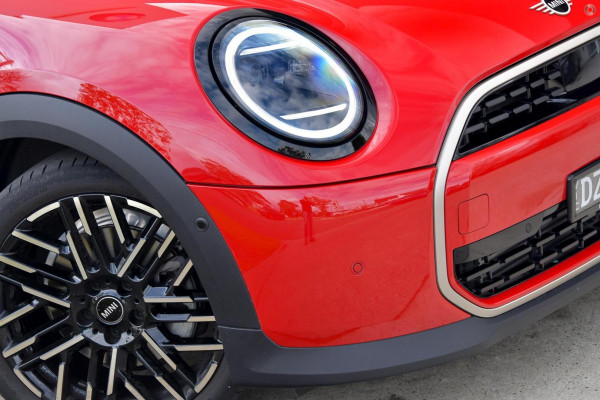 2026 MY25 MINI Cooper F65 S Favoured Hatch image 25