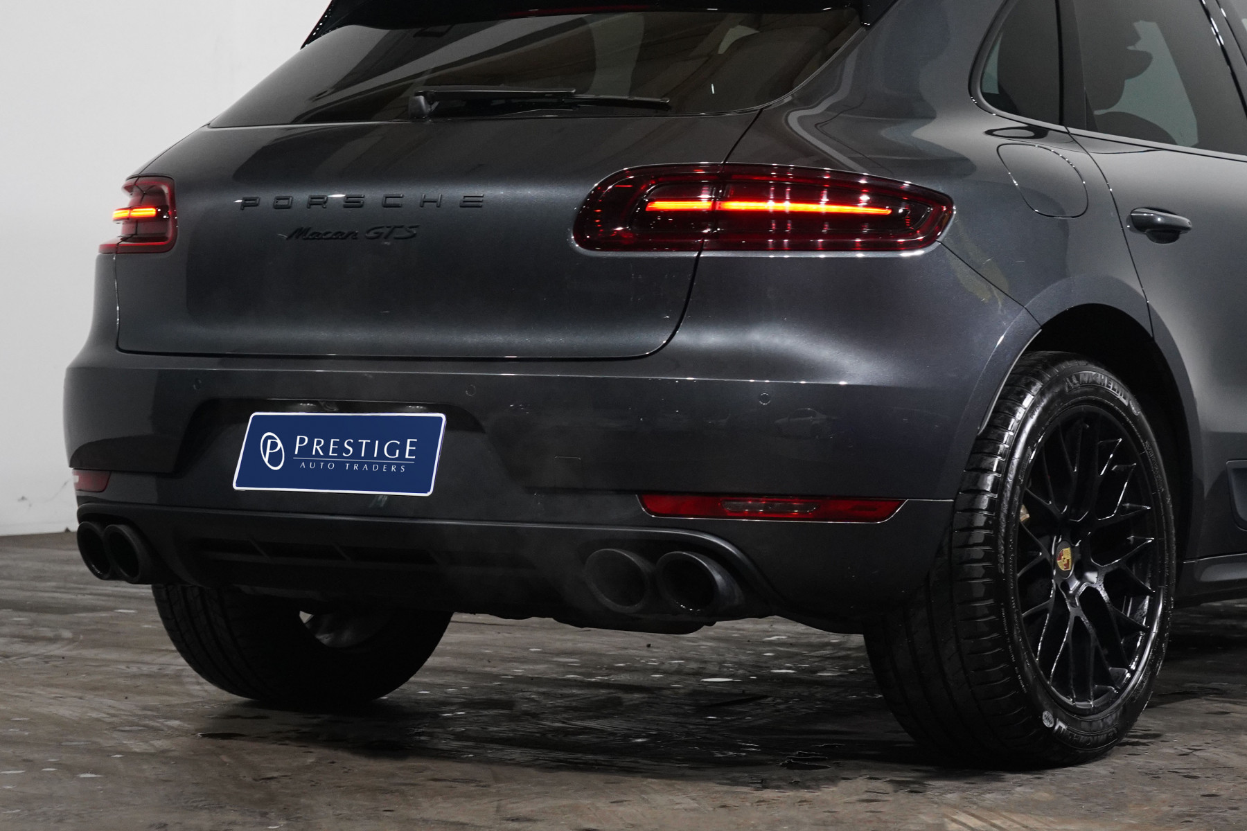 2017 Porsche Macan Gts SUV Image 8