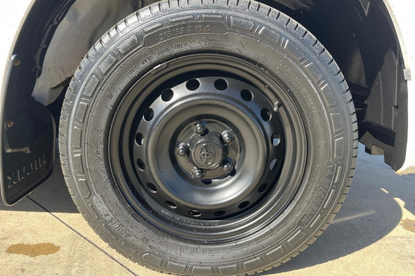 2017 Toyota HiLux GUN123R SR Cab Chassis Image 29