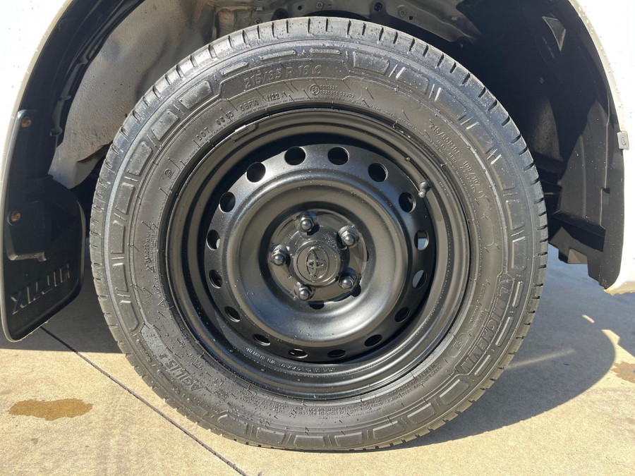 2017 Toyota HiLux GUN123R SR Cab Chassis Image 29