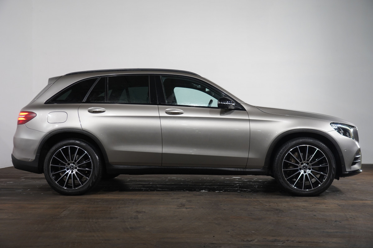 2018 Mercedes-Benz Glc 200 SUV Image 4
