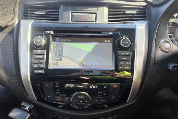 2016 Nissan Navara D23 ST-X Ute Image 24