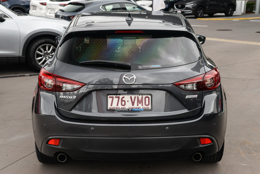 2015 Mazda 3 Hatch Image 4