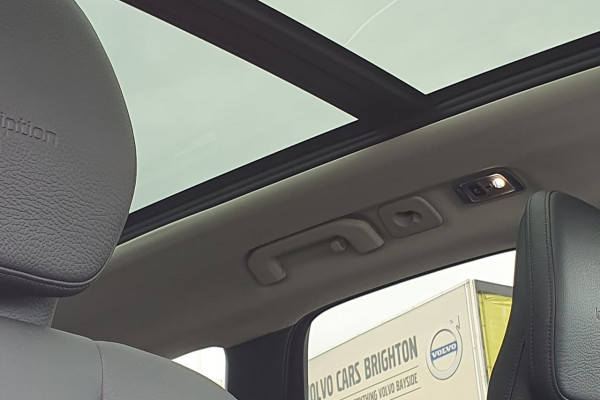 2018 MY19 Volvo XC60 UZ  D4 Inscriptio Suv Image 2