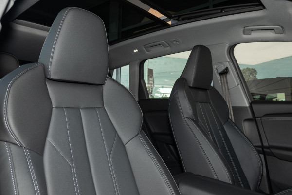 2026 Audi Q6 e-tron SUV image 9
