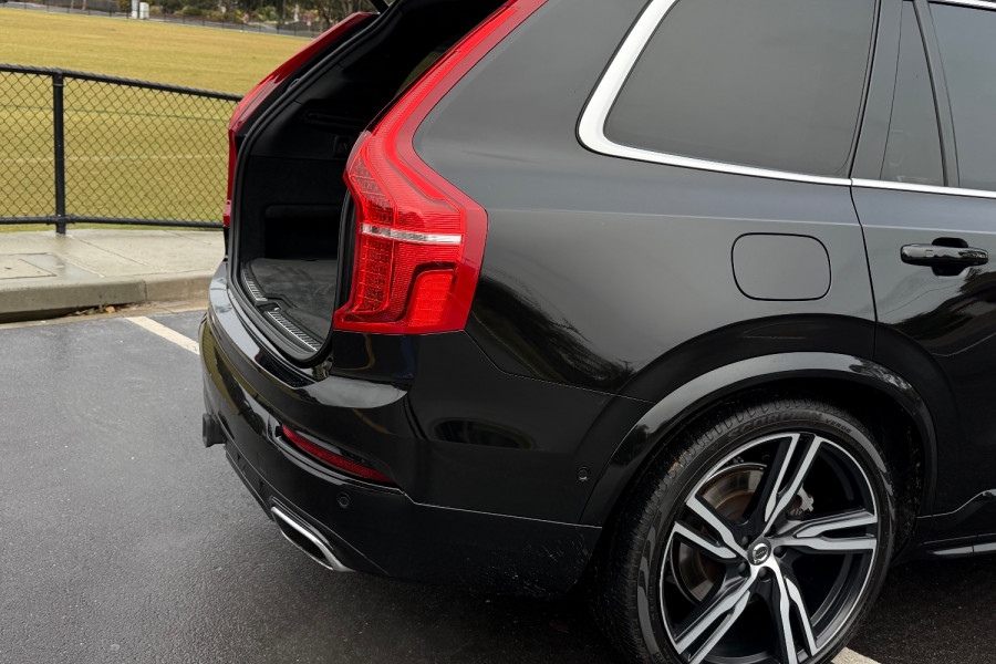 2017 MY18 Volvo XC90 L Series T8 R-Design Wagon Image 8