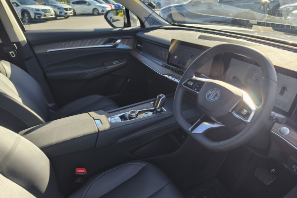 2026 MG QS Essence SUV Image 15