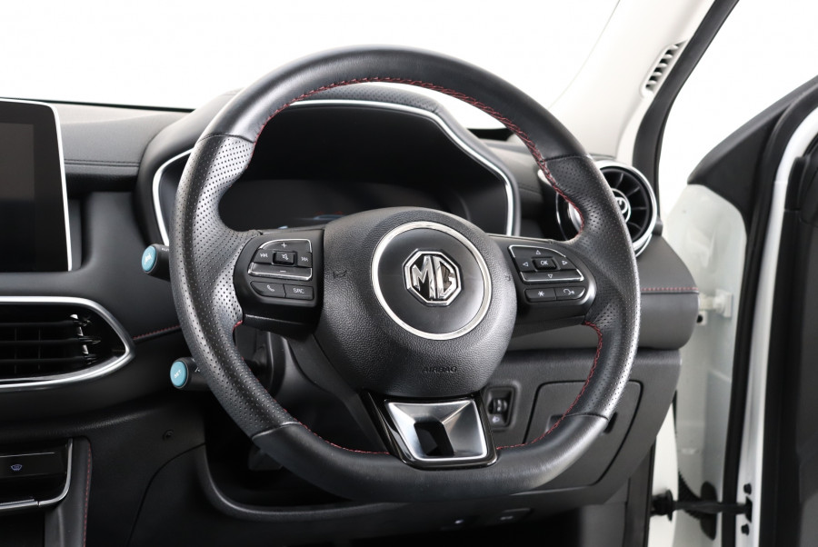 2025 MG HS PHEV Essence SUV Image 15
