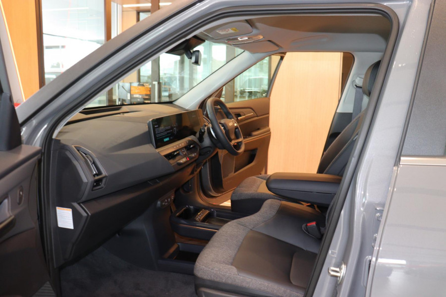 2026 Kia EV5 OVc Air Long Range SUV Image 17