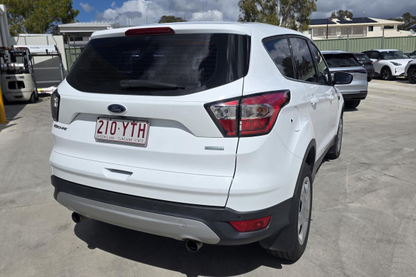2017 Ford Escape ZG Ambiente SUV Image 3
