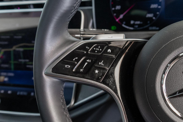 2025 Mercedes-Benz E-Class W214 E200 Sedan image 17