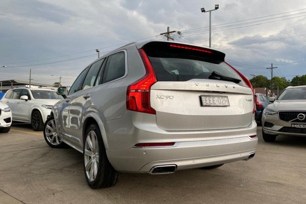 2019 Volvo XC90 L Series T6 Inscription Suv Image 3