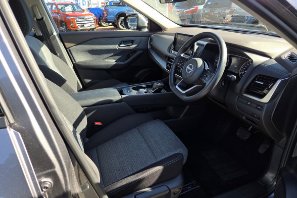 2024 MY25 Nissan X-Trail T33 ST SUV Image 10