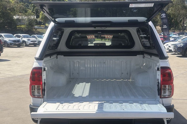 2024 Toyota HiLux GUN126R SR 48V Ute Image 10