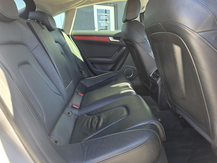 2012 Audi A5 8T  Hatch Image 16