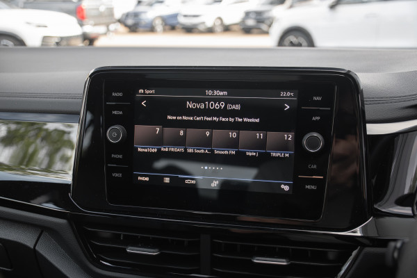 2025 MY26 Volkswagen T-Roc D11 140TSI R-Line SUV image 16