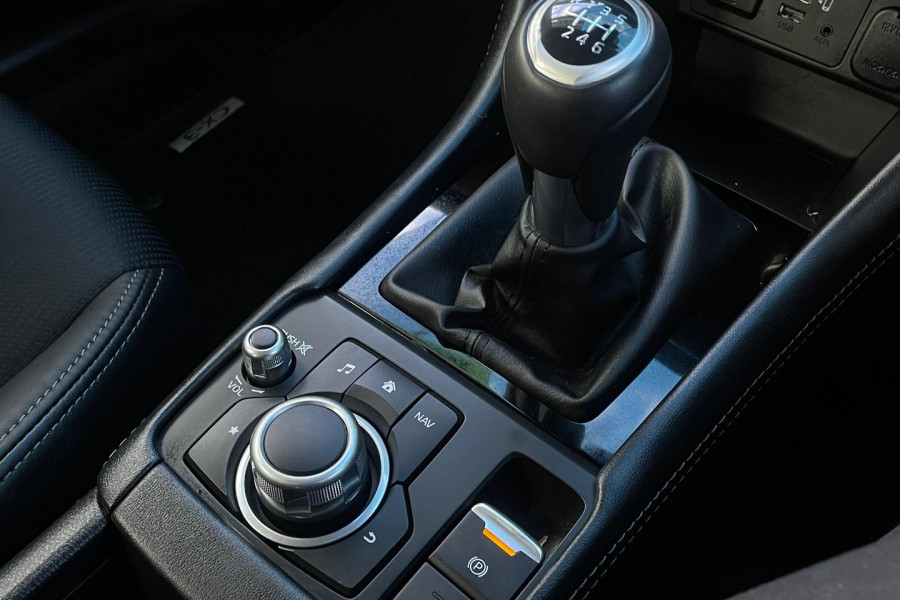 2021 Mazda CX-3 DK sTouring SUV Image 26