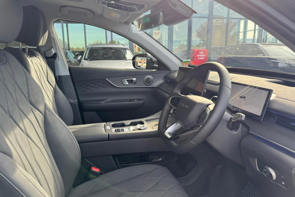 2026 Chery Tiggo 8 T31 Super Hybrid Urban SUV Image 9