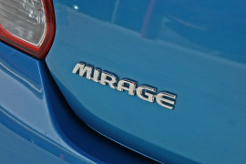 2015 Mitsubishi Mirage LA ES Hatchback