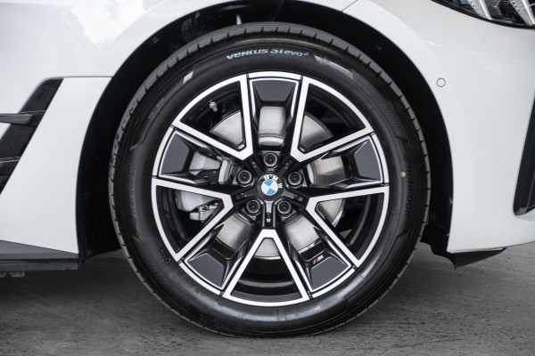 2026 BMW i4 G26 eDrive35 Hatch image 25