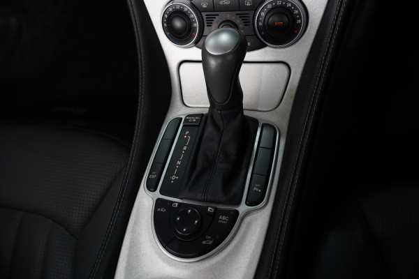 2003 Mercedes-Benz SL 55 AMG Convertible Image 29