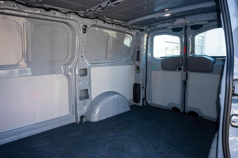 2026 MY25 Volkswagen Transporter NSN TDI 125kW Van Image 8