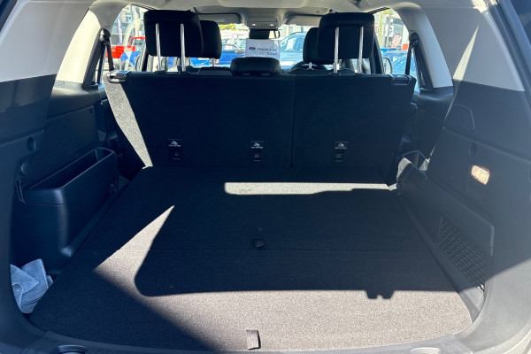 2025 MY26 Ford Everest UB Ambiente SUV Image 19