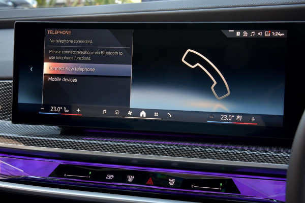 2025 BMW 7 Series G70 740i M Sport Sedan image 15