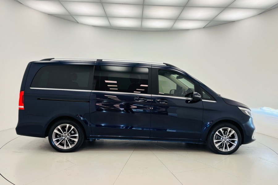 2021 Mercedes-Benz V-Class 447 V250 d Avantgarde People Mover Image 29