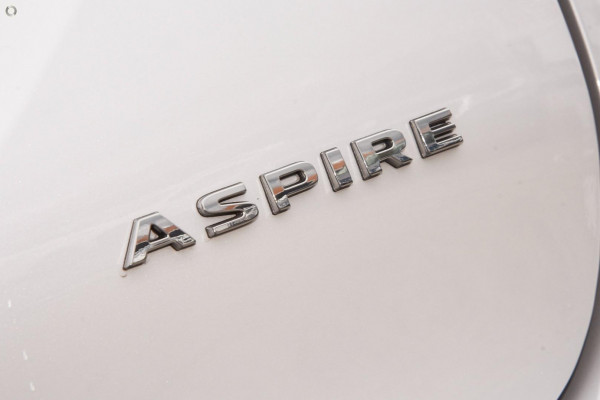 2025 MY24 Mitsubishi Outlander ZM Aspire SUV Image 9