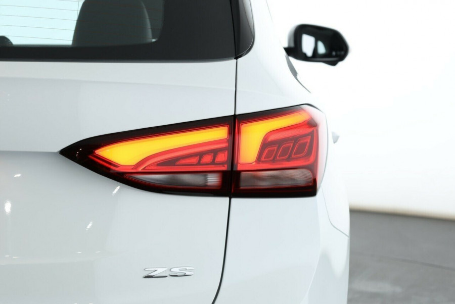 2025 MG ZS ZS32 Essence SUV Image 7