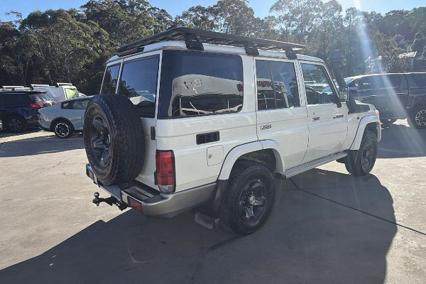 2021 Toyota LandCruiser VDJ76R GXL Wagon Image 5