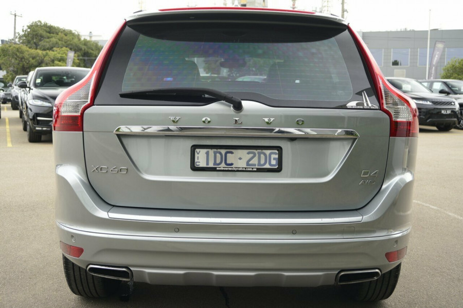2015 Volvo XC60 LUXURY Suv Image 18