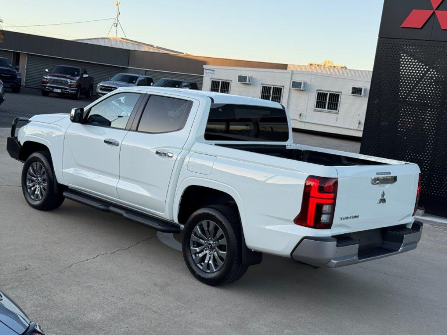 2024 Mitsubishi Triton MV GLS Ute Image 6