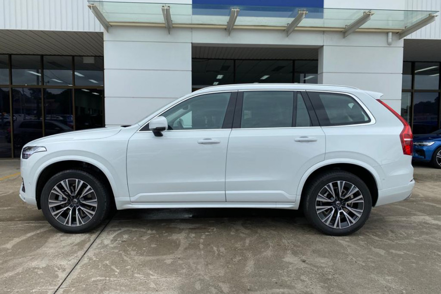 2020 Volvo XC90 L Series T6 Momentum Suv Image 14