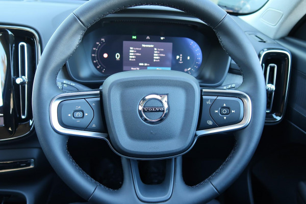 2025 MY26 Volvo XC40 XZ Plus B4 SUV Image 23