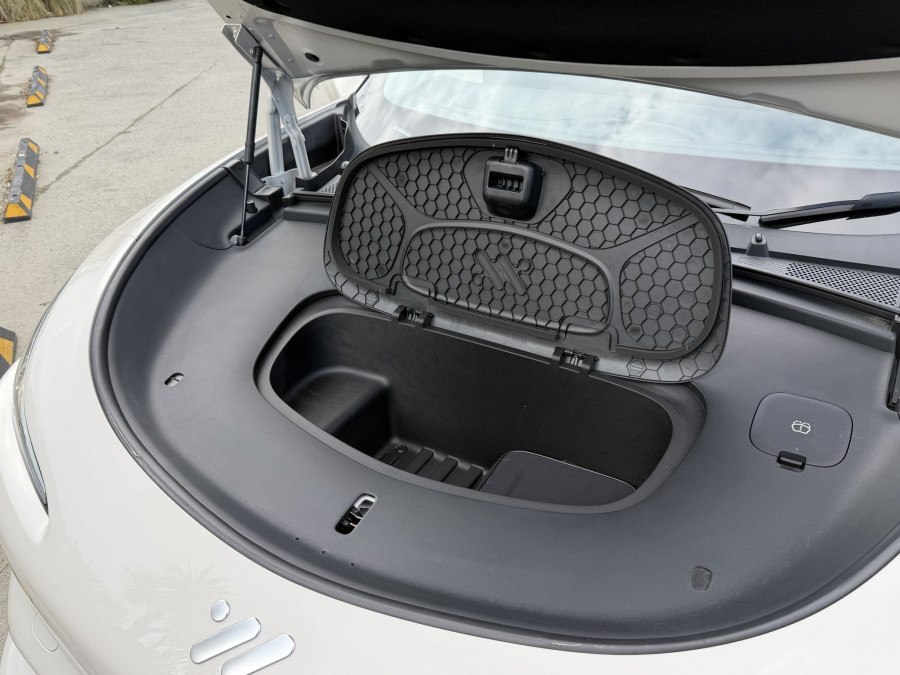 2025 MG IM6 S12L Performance SUV Image 20