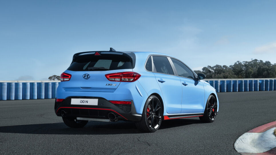 Rear styling and sports exhaust Image