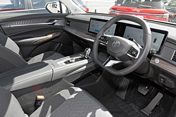 2025 MG QS IS31 Excite SUV Image 7